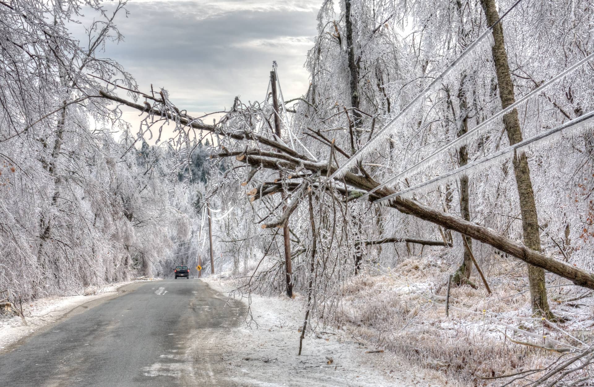 Winter Storm Warnings Understate Ice Risk as Forecasts Turn Worse - Men ...