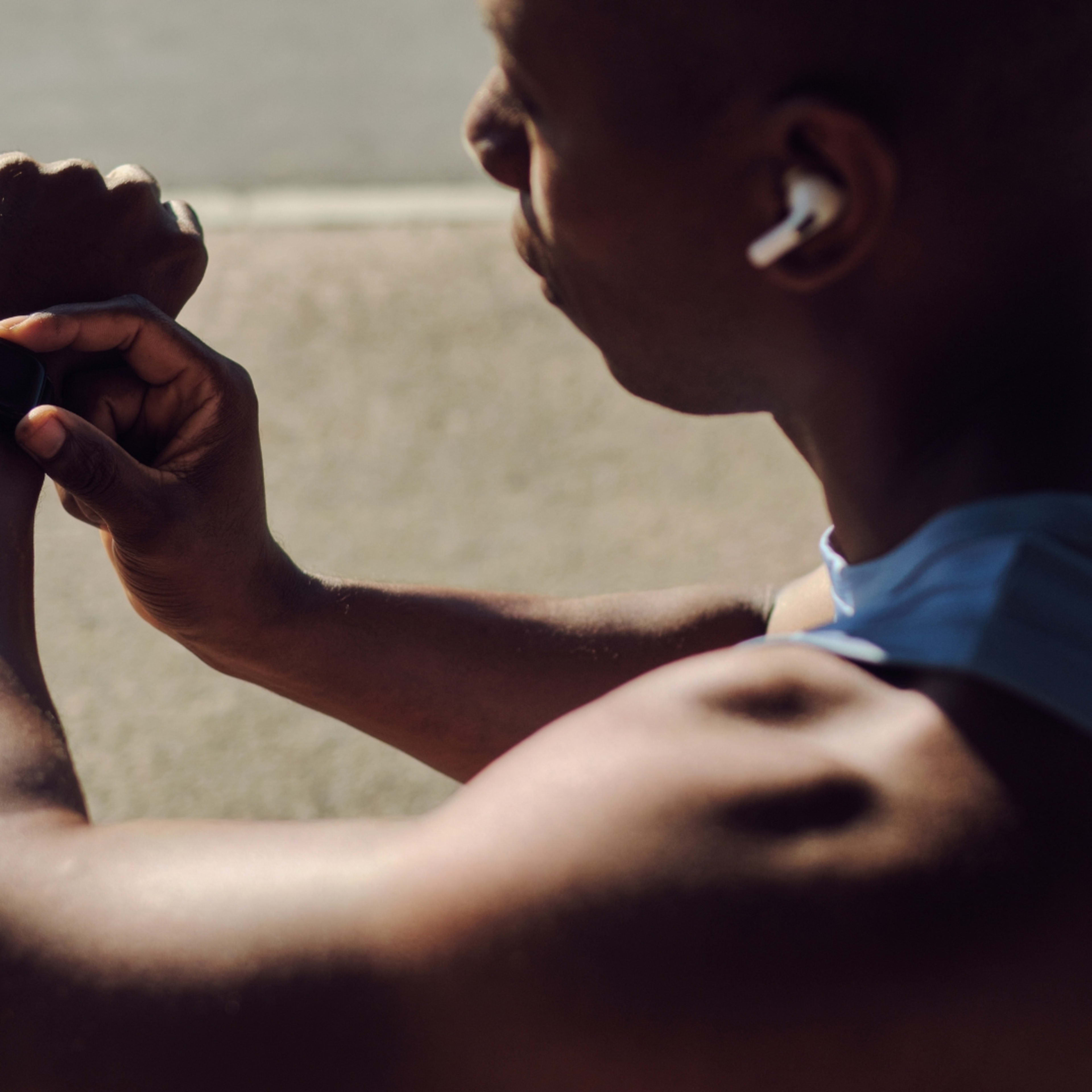 Which Wearables Get HRV and Resting Heart Rate Right?