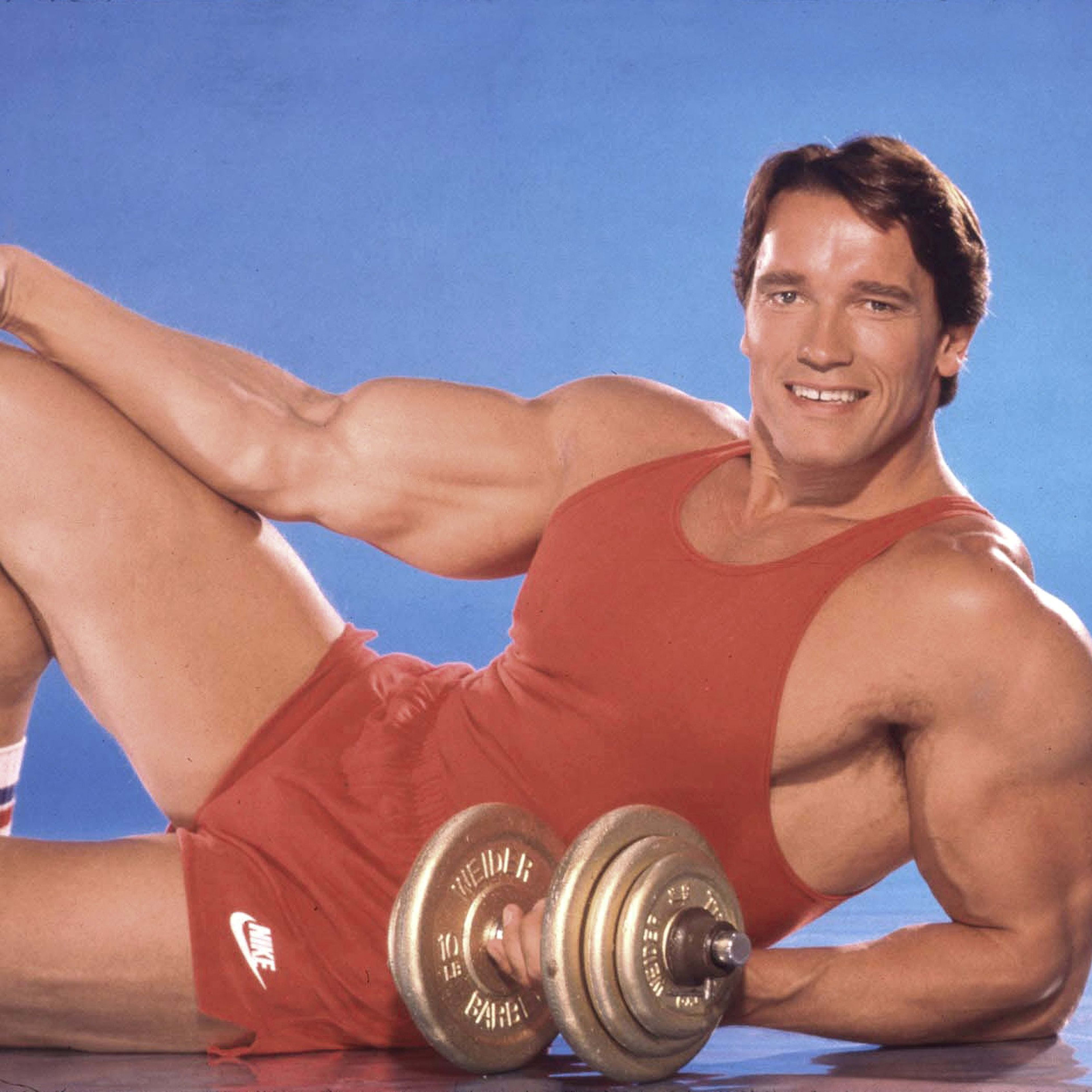 Build Strength in 30 Minutes With Arnold Schwarzenegger's Old-School Workout Routine
