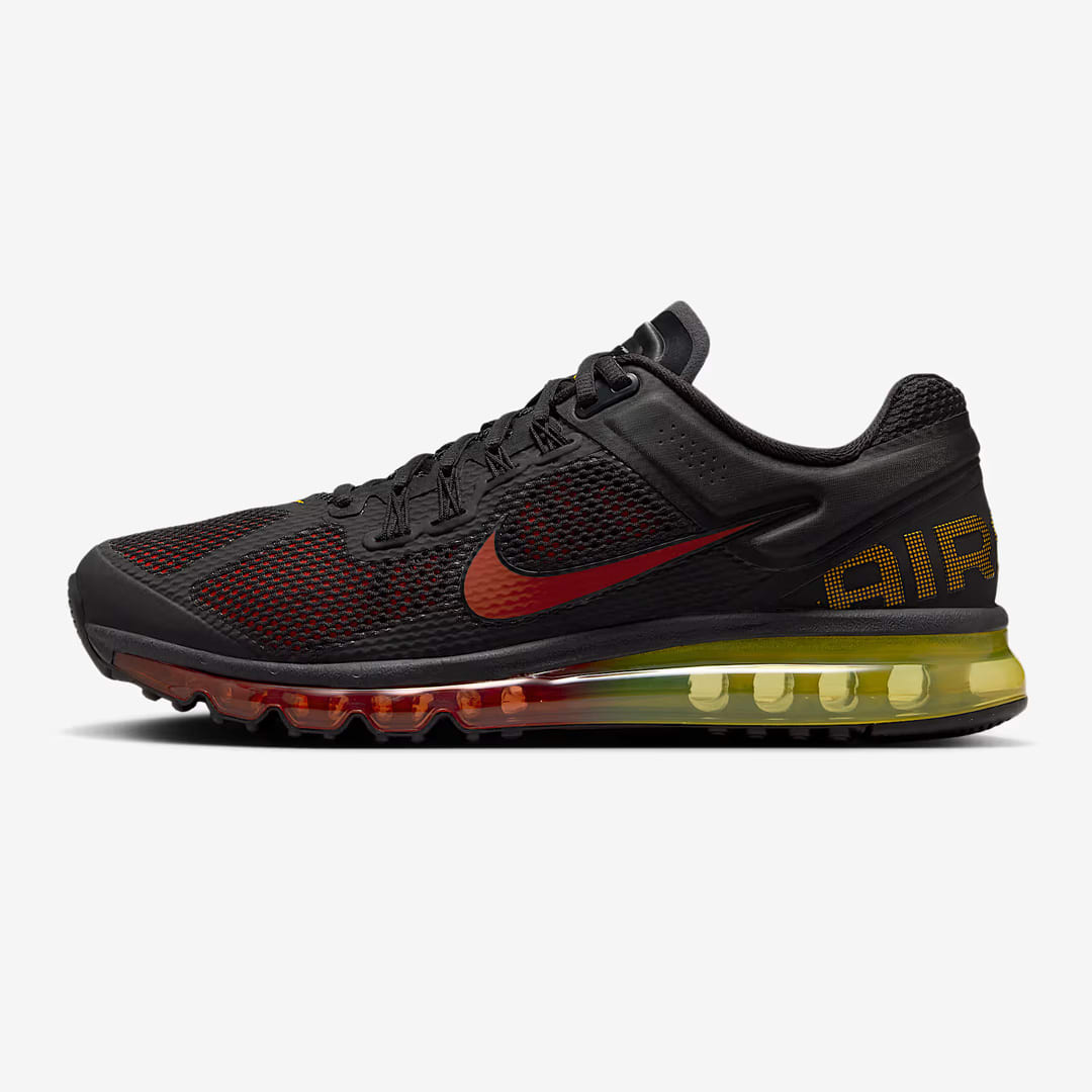 Nike's Revamped Air Max 2013 Sneakers Are Nearly 40% Off
