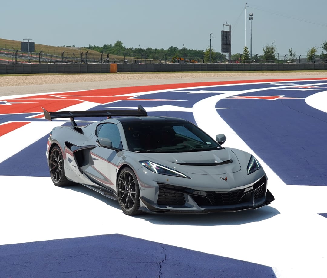 2025 Chevrolet Corvette ZR1 Track Review - Men's Journal, image size:1080x920