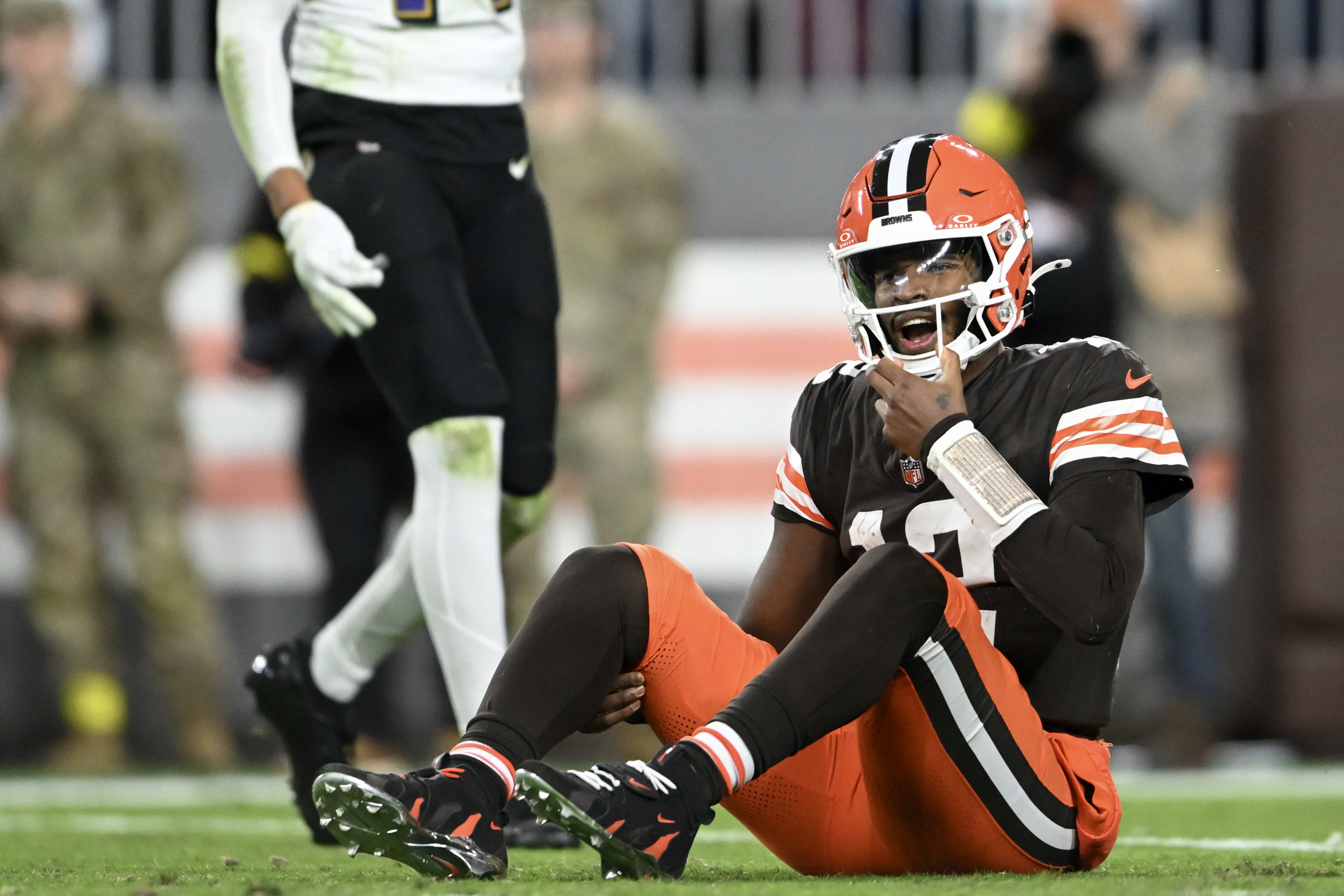 Browns' Shedeur Sanders Defended by Ex-QB After Replacing Dillon Gabriel -  Men's Journal