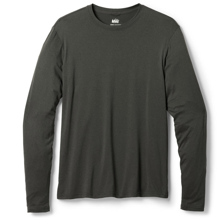 REI's 'Multi-Use' Base Layer Shirt Is Now Sale for $20 - Men's Journal, image size:900x900