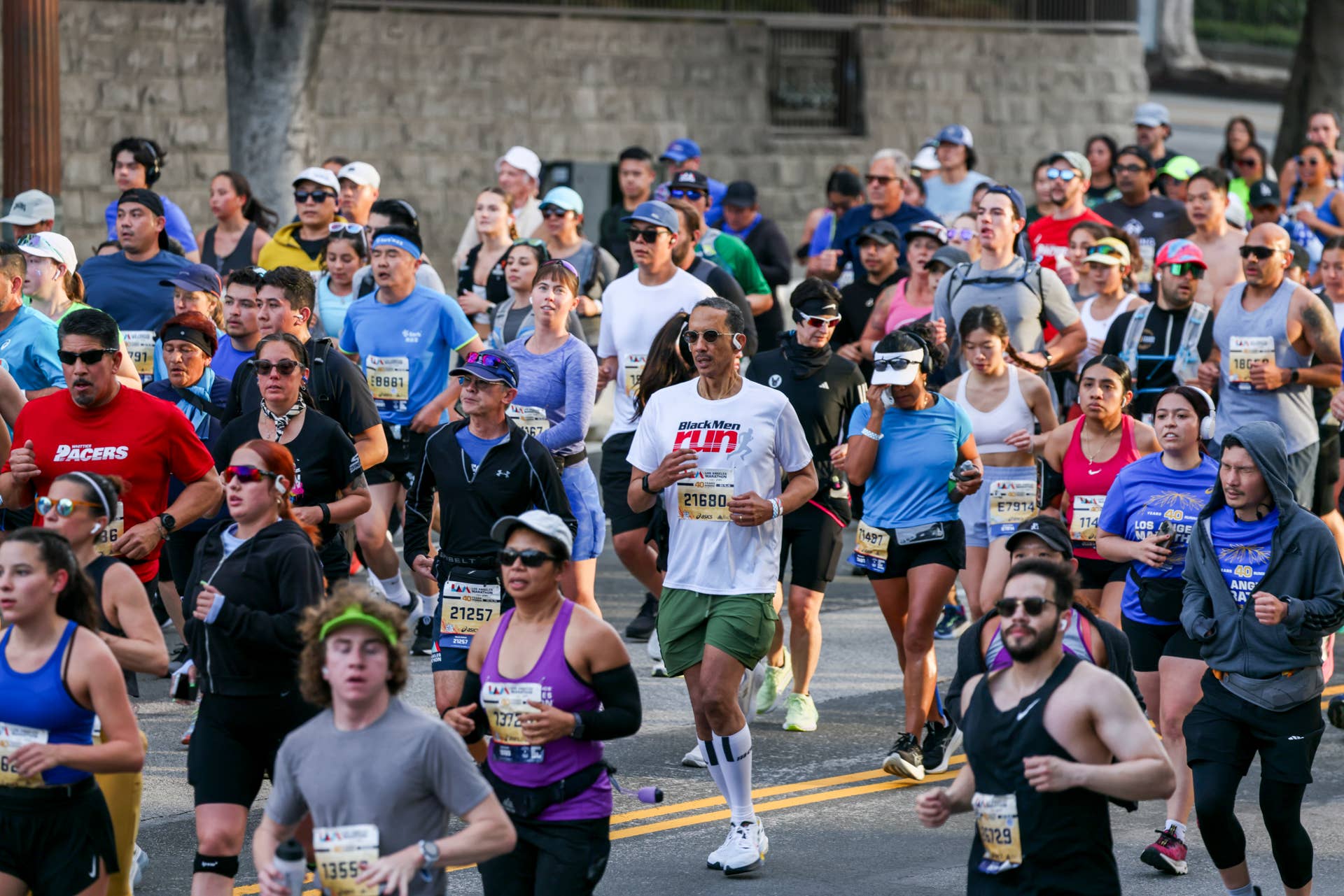 LA Marathon Announces Runners Will Get 'Finisher' Medals After 18 Miles ...