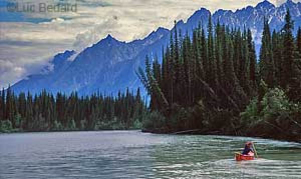 nahanni_river_canoe_art Nahanni River