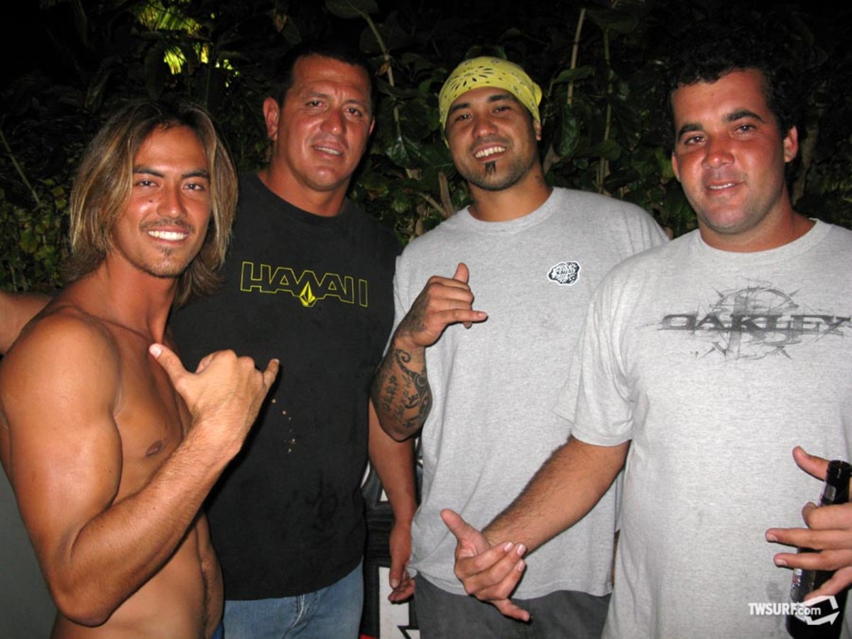 Gavin Gillette TransWorld SURF cover boy Gavin Gillette with his Kauai homeboys Chava Greenlee, dude who's name I forgot, and Stevie Woo. Photo: Coté