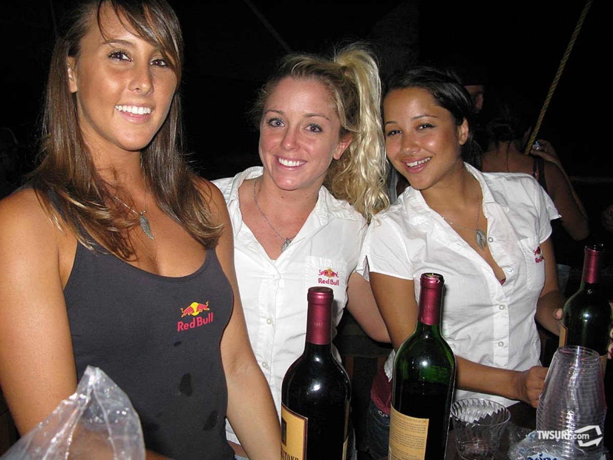 Red Bull girls Thanks to Red Bull for supplying the bartenders, booze, and 'Bull. Photo: Coté