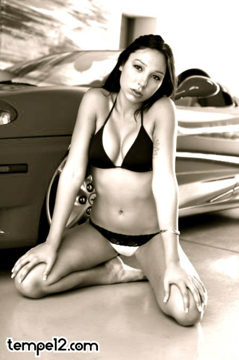 Terra 19-year-old wahine Terra from Oahu now partying it up at the number 6 party school in the nation, Arizona State University.