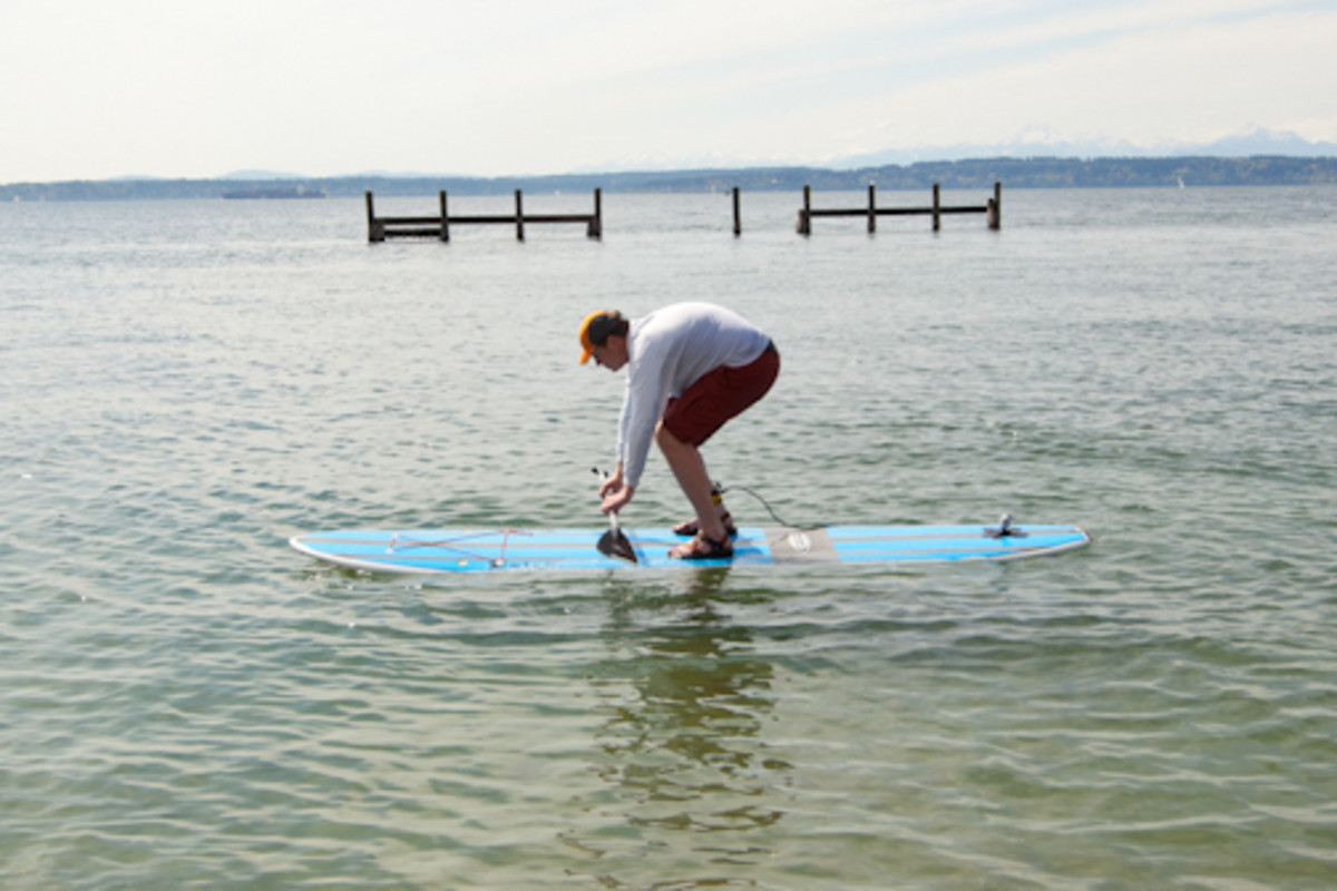 Standing up on the board skills, how to SUP, 4 Steps to Standing Up, standing up