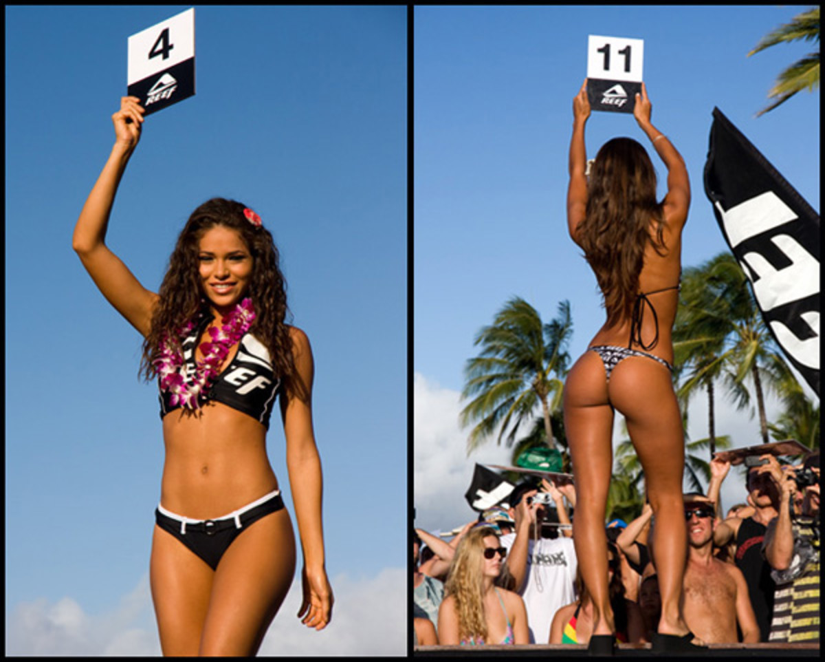 Miss Reef The winner (left) from Panama, Betzida Herrera, and fellow contestant.