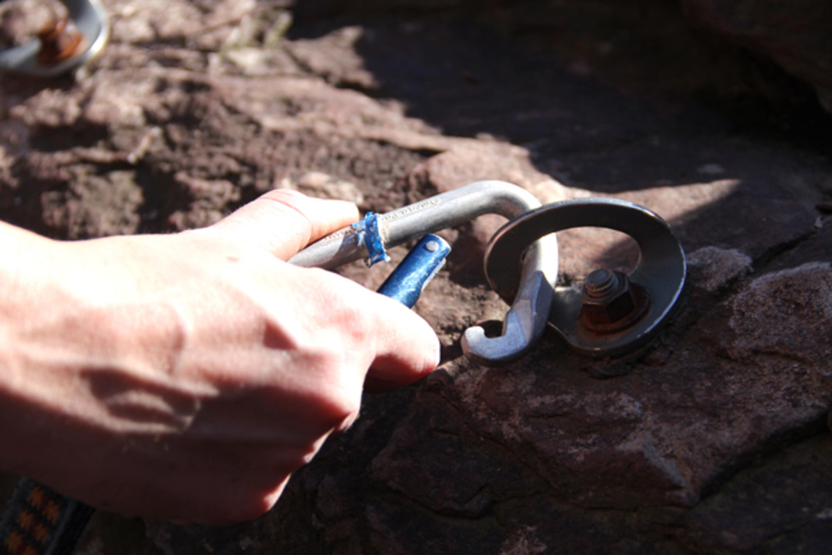 Rock Climbing Essentials How to Set a Bolted Top Rope Anchor Men's