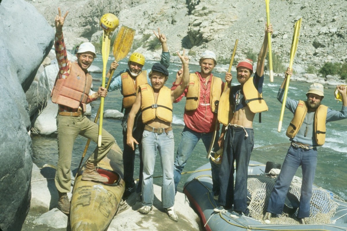 The Canoandes celebrate after first descent of Colca River Canyon in Peru, 1981. Photo by Jacek Bogucki From the left: Andrzej Pietowski, Piotr Chmielinski, Jacek Bogucki, Jerzy Majcherczyk, Stefan Danielski, Krzysztof Krasniewski.
