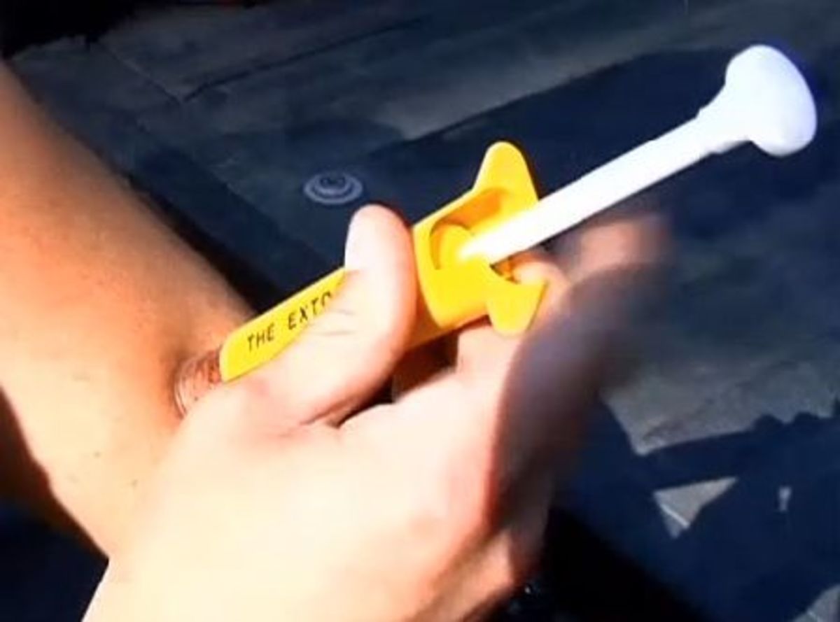 snake bit kit in action