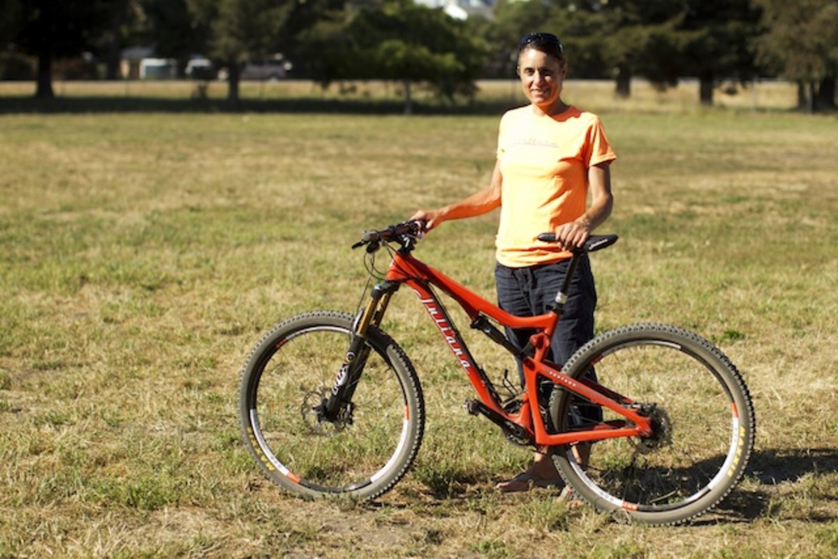 juli furtado mountain bike