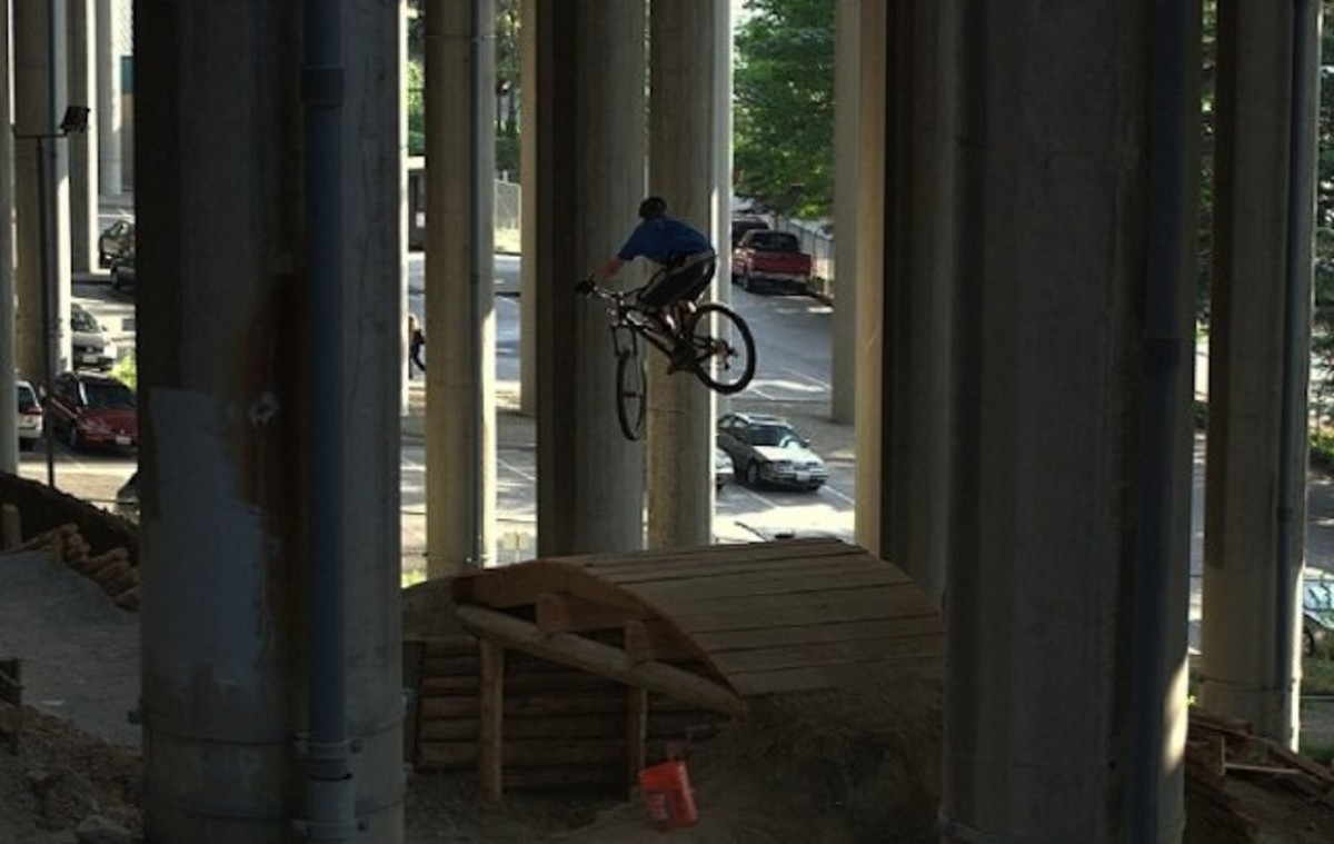 Biking the I-5 Colonnade. Photo: Evergreen MTB Alliance