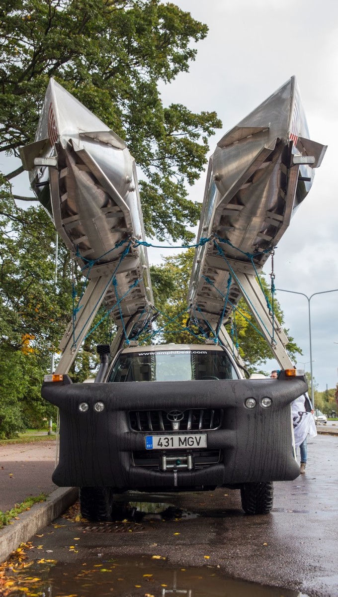 Mait Nilson's amphibious car
