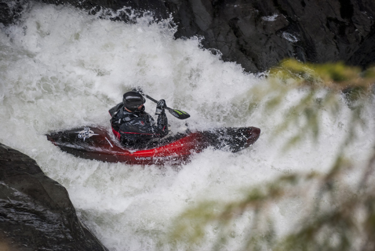 2013 whitewater kayak