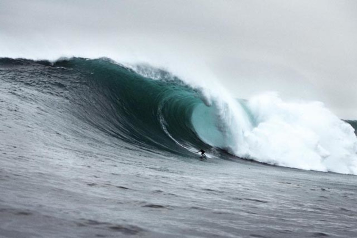Greatest waves: Greg Long at Dungeons; photo by Al Mackinnon