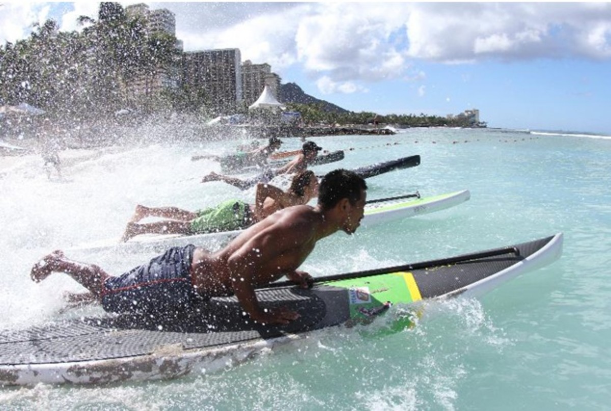 by default 2013-11-26 at 8.47.46 AM Photo: Ron Johnson, SurfPixs.com