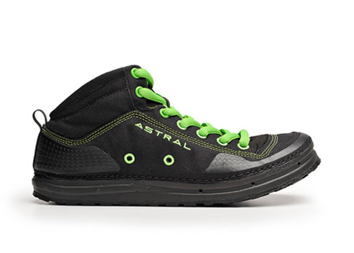 kayak shoe