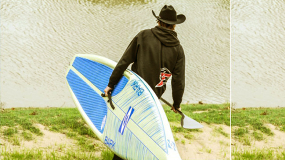 wakesurfing