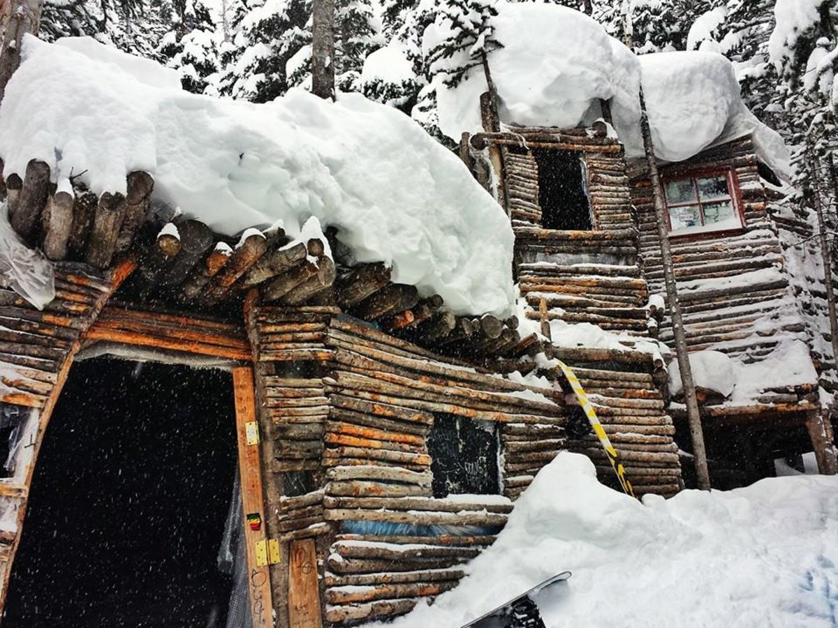 Leo’s smoke shack