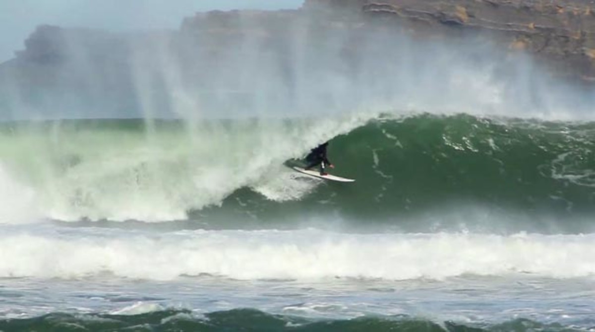 Ryan Burch putting his asymmetrical surfboard to the test at Mundaka; frame grab courtesy of korduroy.tv