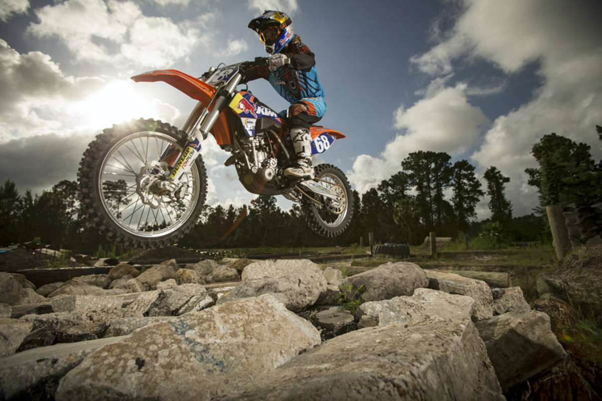 Tarah Gieger – Action