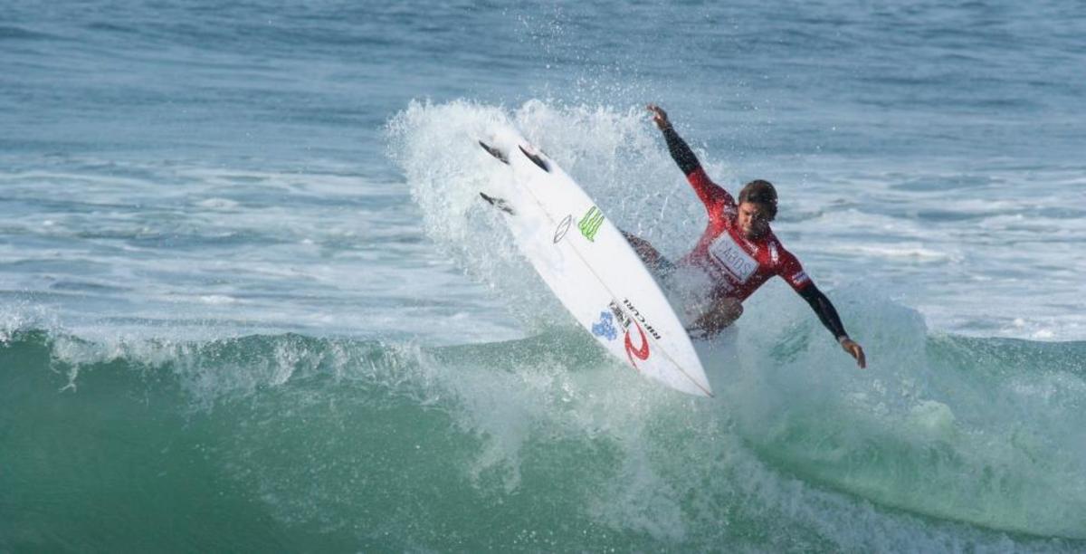 Dillon Perillo blasting his fins out at last year's, Los Cabos Open Of Surf at the most famous break in Los Cabos, Zippers. Photo: ASP