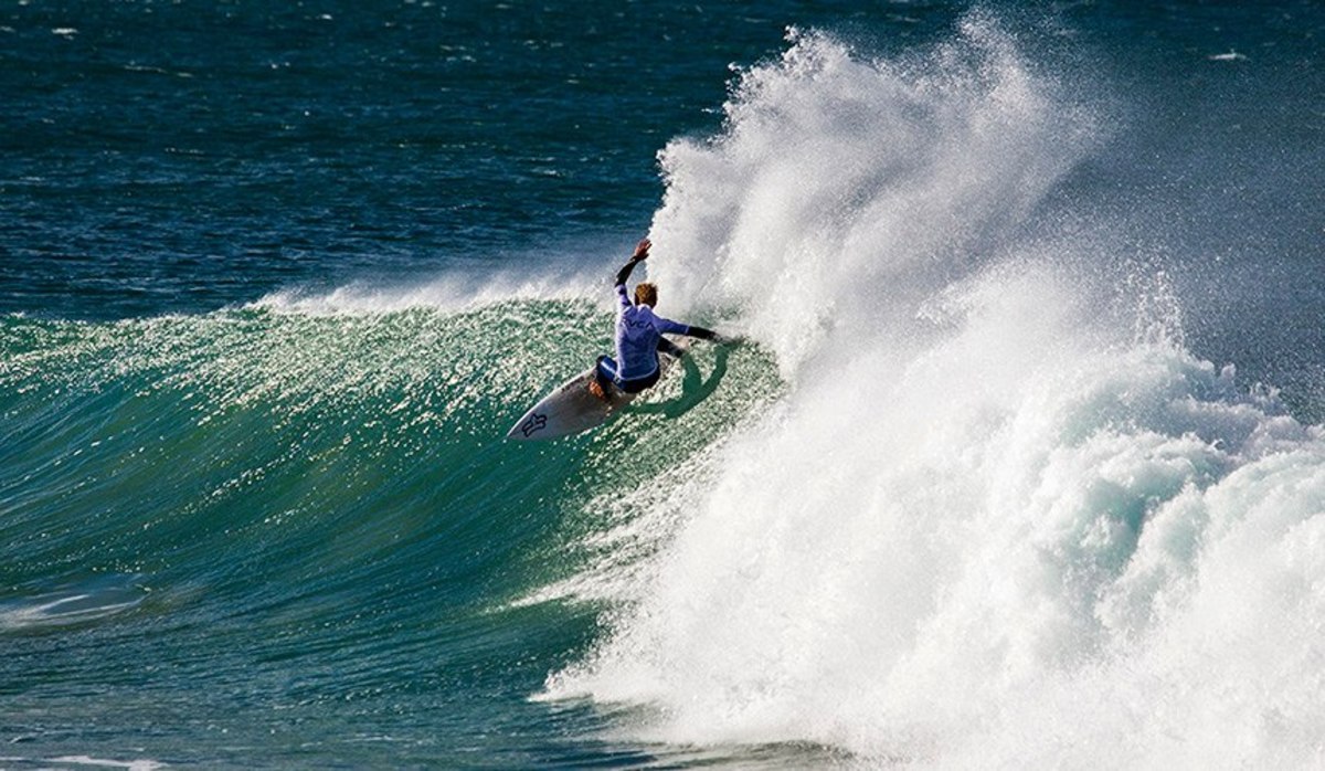 Supertrials winner Dylan Lightfoot speeds through the Impossibles section of Jeffreys Bay. Photo Luke Patterson