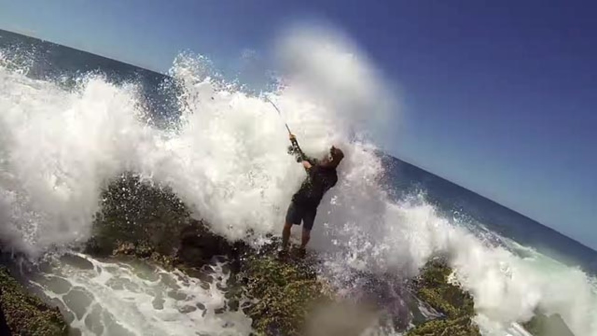 extreme fishing video