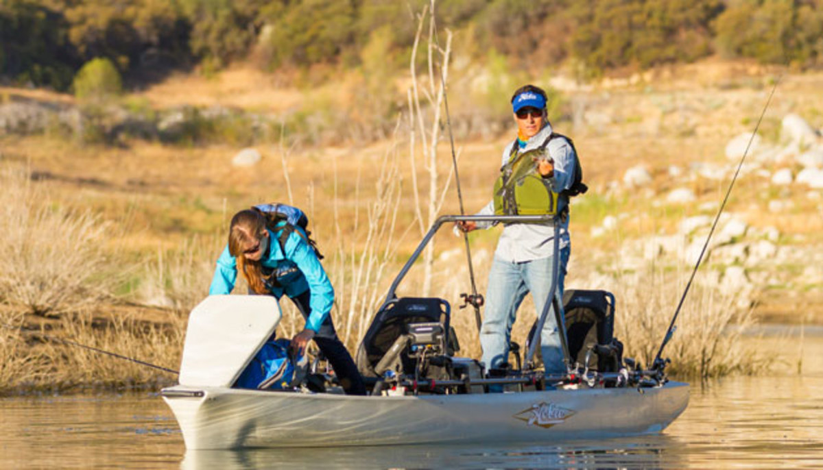 Don't doubt what you're seeing. Yes, that is a tandem Pro Angler, the 17T.