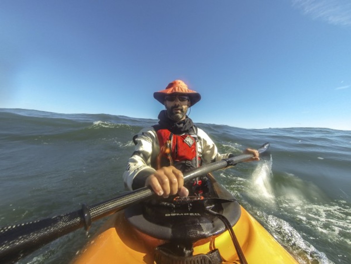 Fox paddling near the northern Oregon coast on his way to San Francisco. Photo: Daniel Fox