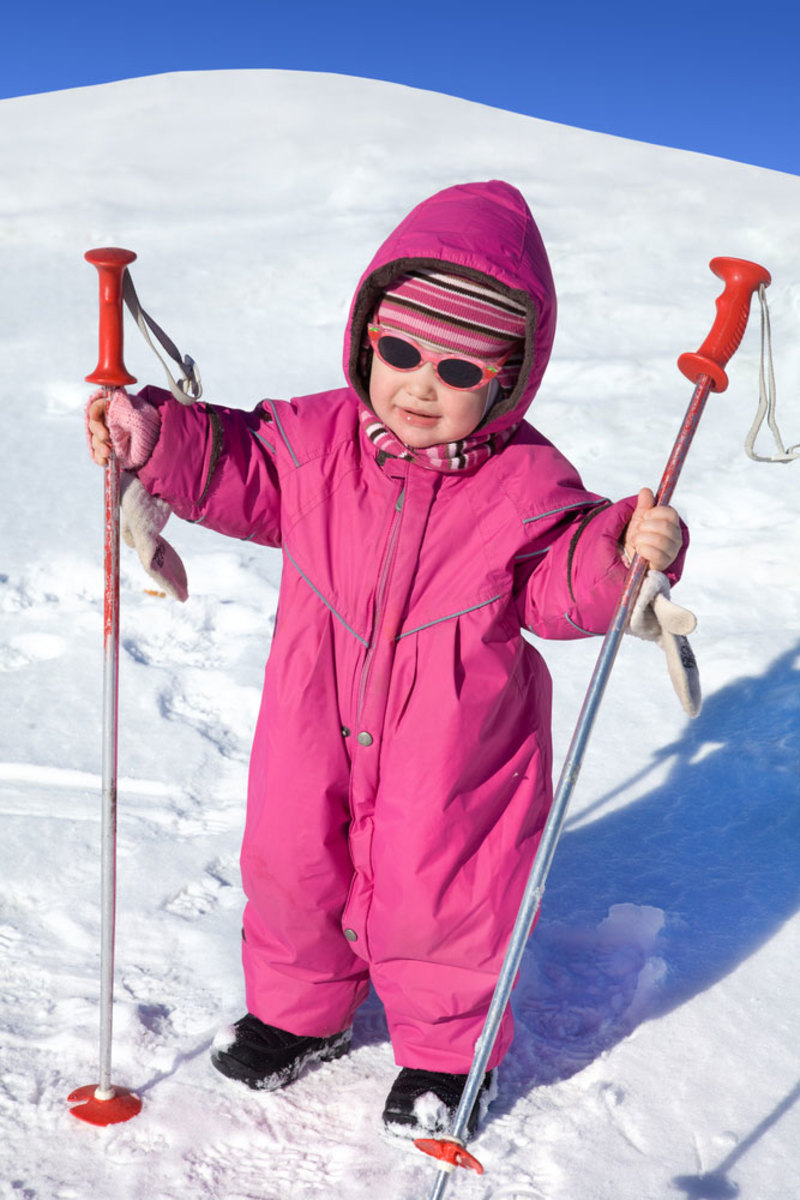 kid skiing