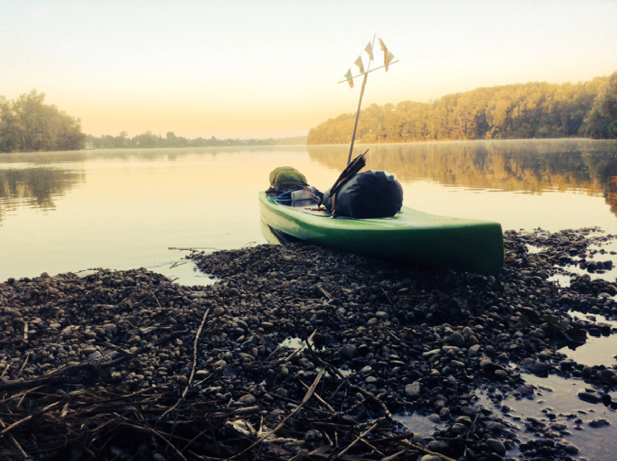 Danube River,Greifenstein, Austria, standup paddling, 404 paddleboard, field notes, sup europe, jake newbrook