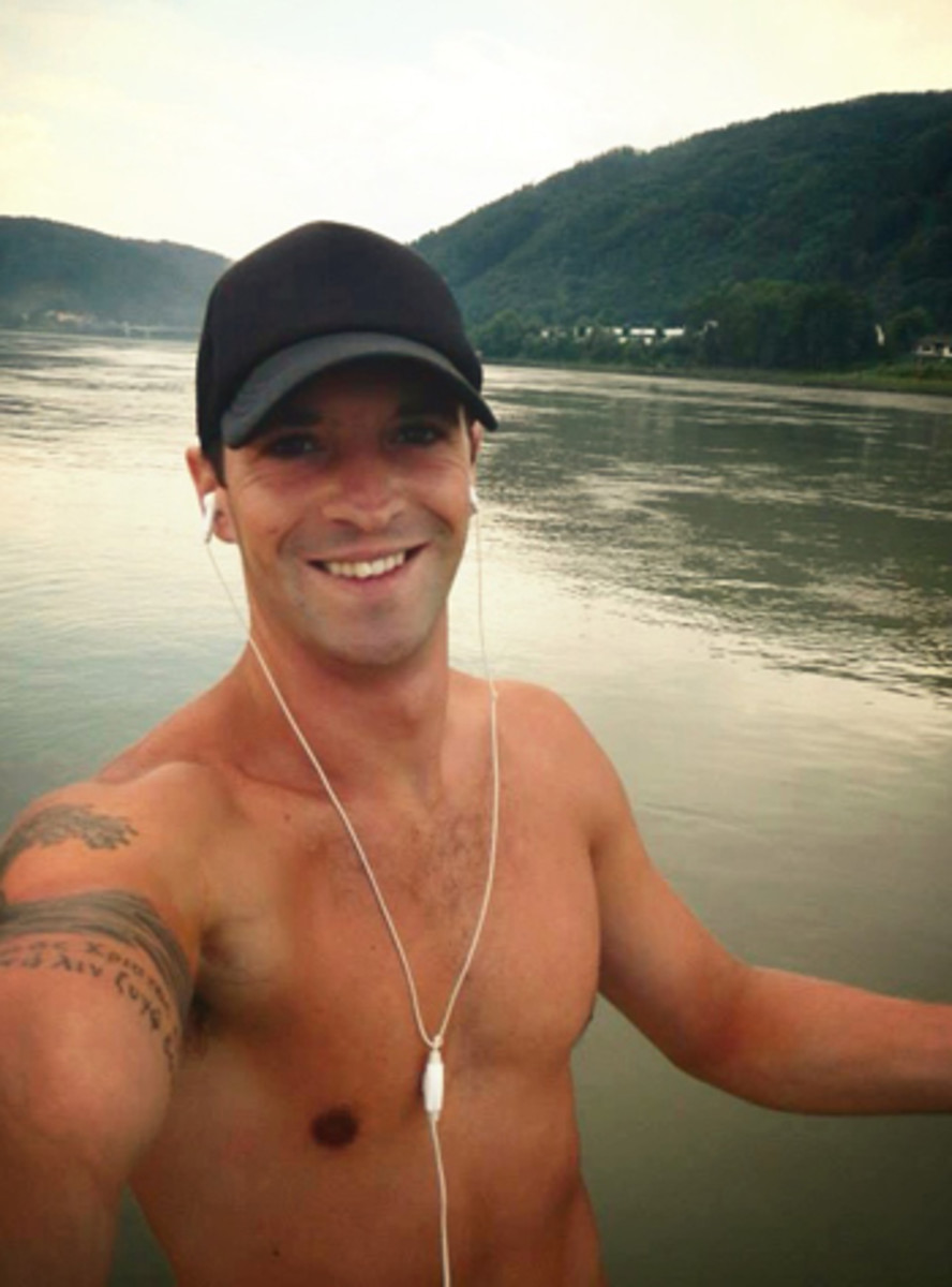 Danube River, Wachau, Austria, standup paddling, 404 paddleboard, field notes, sup europe, jake newbrook
