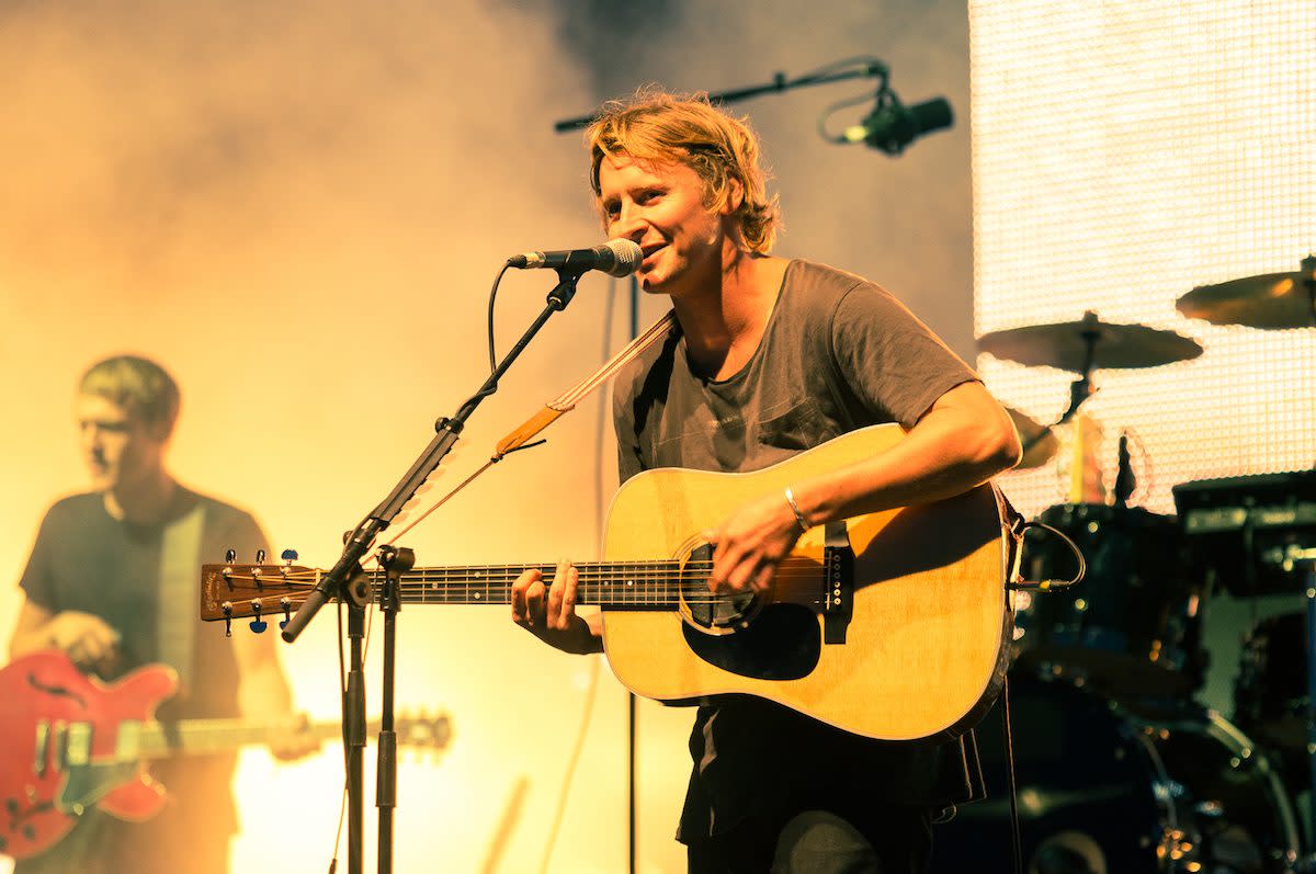 Ben Howard (right) and Mickey Smith at the Alexandra Palace gig. Photo by Alexandra Palace