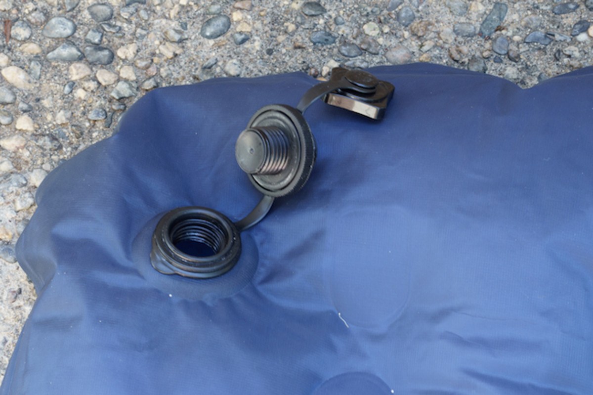 sleeping-pad-review Big Agnes Double Z Valve
