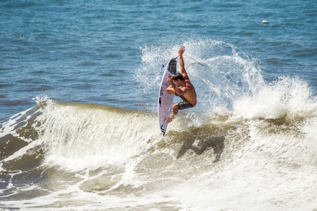 Jay Davies blasts an air on a brand new blade. Photo: Scotty Hammonds / Surfing Magazine