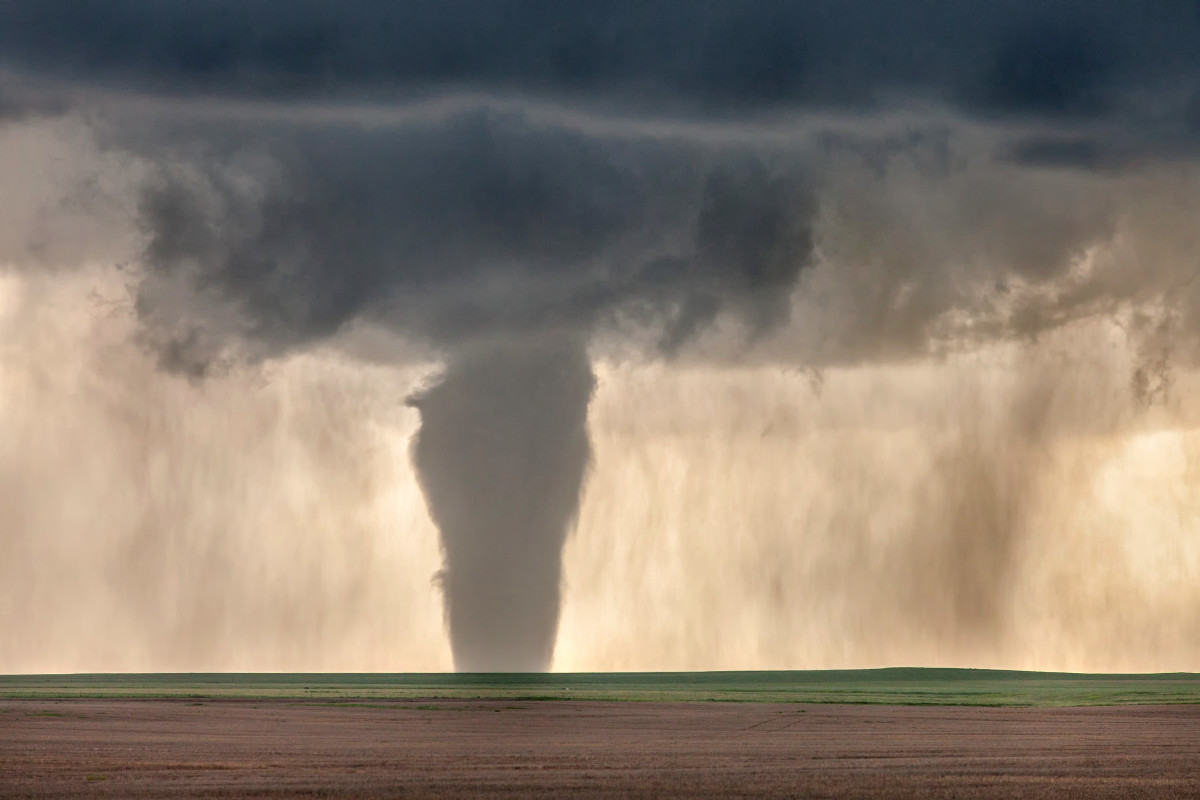 A trunk-style tornado in Matheson, Colorado. Photo: Brian A. Morganti/Stormeffects.com/Caters
