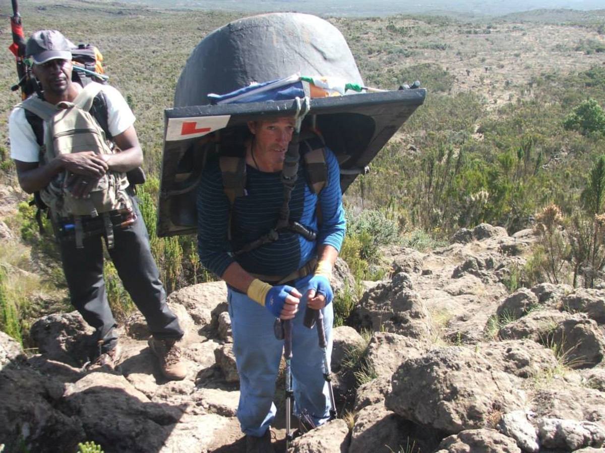 Irishman Robbie Dowling climbed Mount Kilimanjaro with a bathtub on his back for an amazing cause. Photo: Robbie Dowling