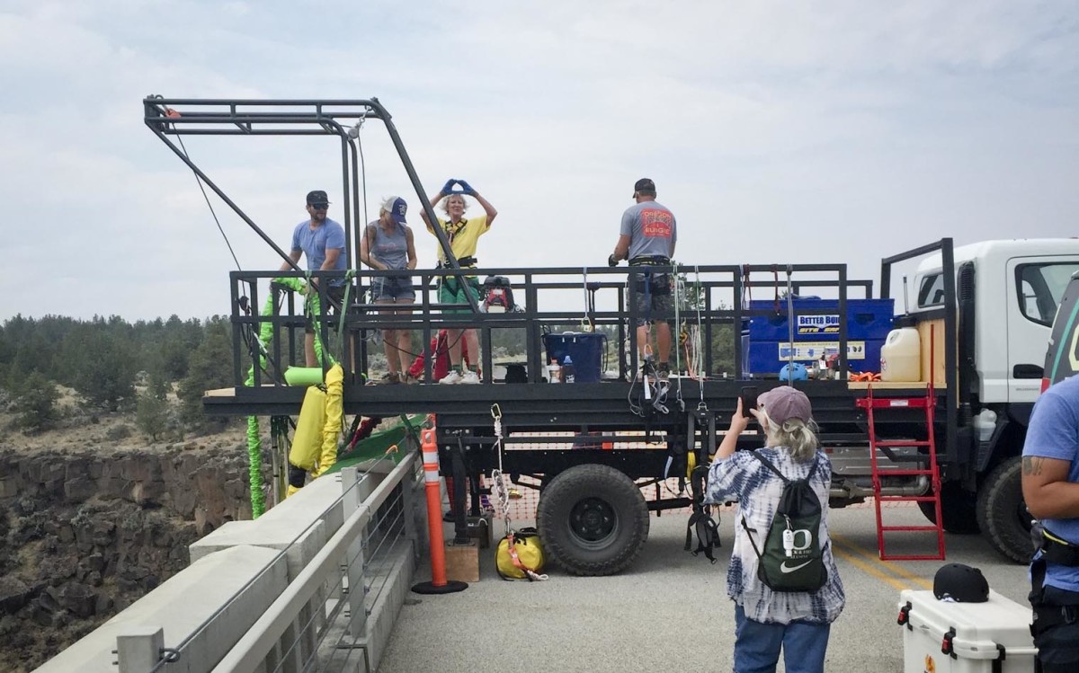 Scott's one-of-a-kind portable bungee rig. Photo by Kade Krichko.