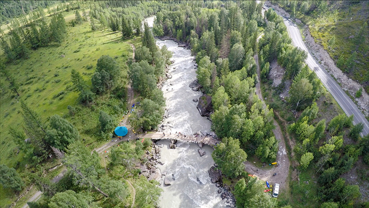The BoaterX course on the lower Chuya. Photo: SBP