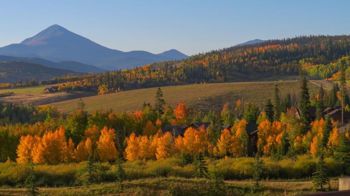 Leaf-peeping in Silverthorne, Colorado is in full swing this month. Photo by Bill Linfield, courtesy Town of Silverthorne
