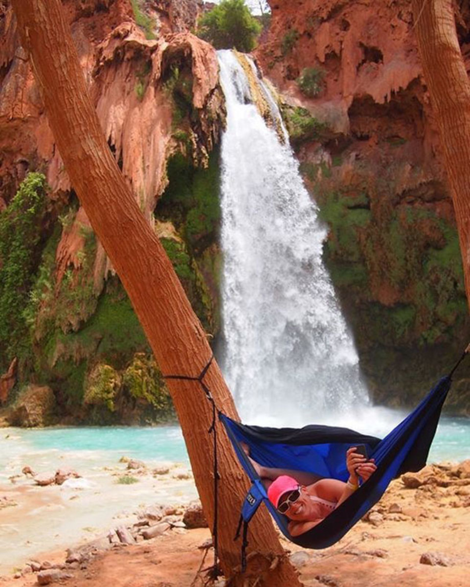 A photo of Strodel in a hammock in Havasupai, Arizona, was the inspiration for @HammockLiving. Photo: Courtesy of @HammockLiving