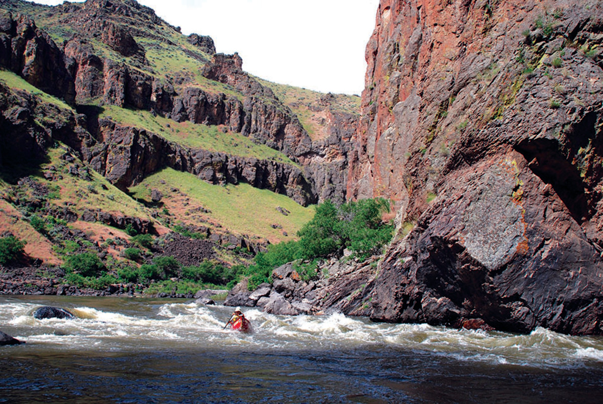 Squeeze Rapid in Iron Point Canyon on the Owyhee River in Oregon. Photo by Thomas O'Keefe