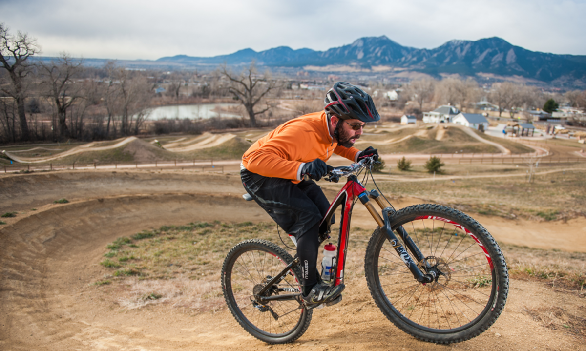 Hip opening and core strength work together to fine-tune proper balance over the bike. Photo: YannPhotoVideo.com