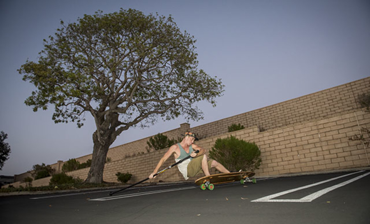 Paddling pavement