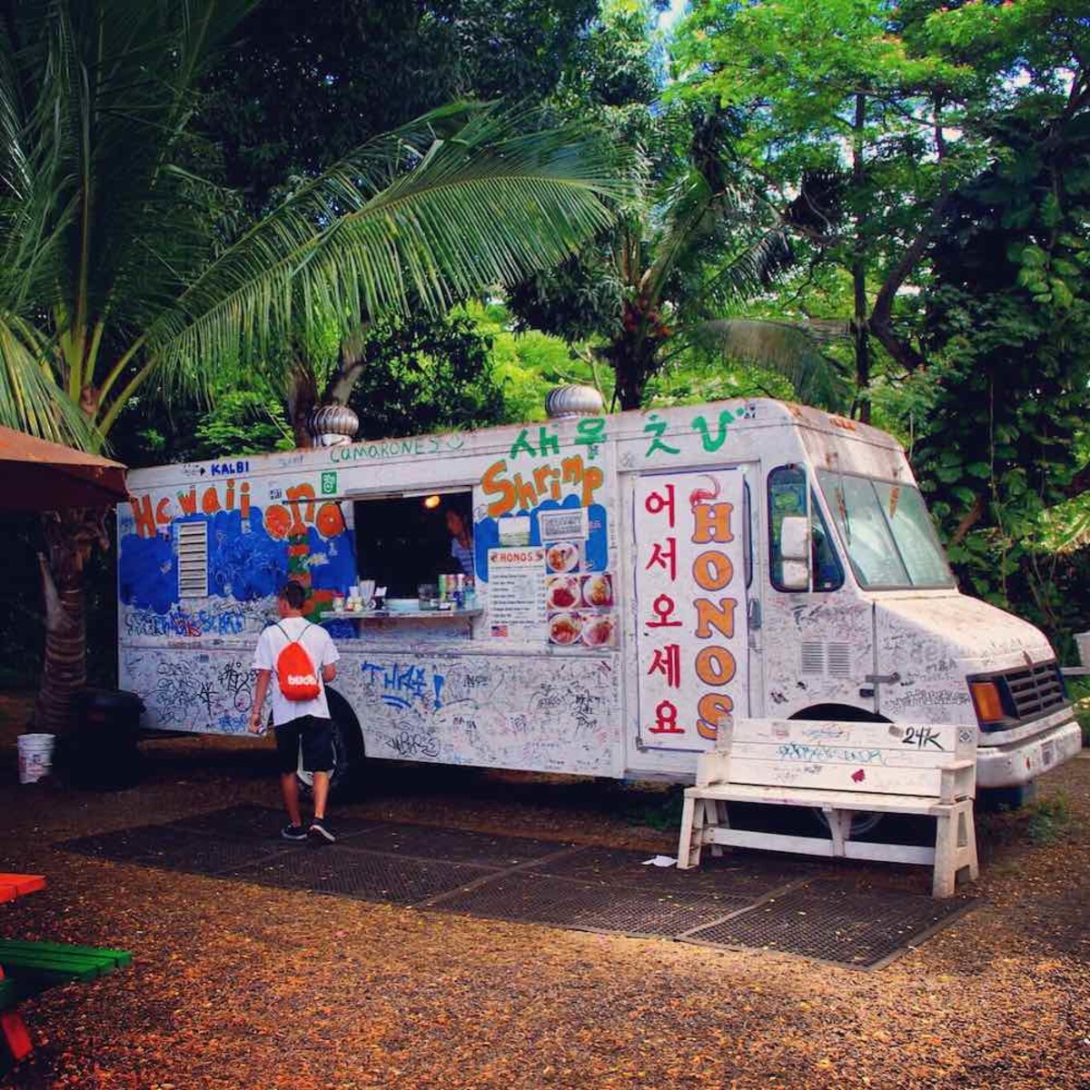 A shrimp van on the North Shore of Oahu. Photo: klintarnold/Twenty20