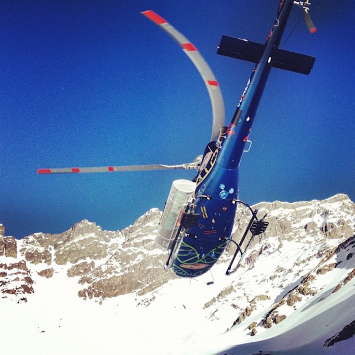 heli-skiing